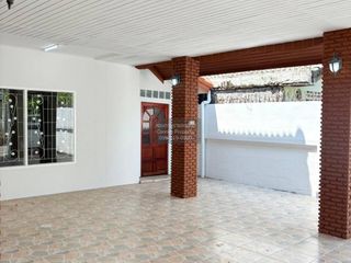 出售 4 卧室 独立屋 在 Thanyaburi, Pathum Thani