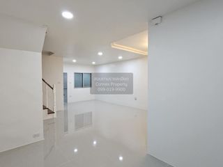 Reihenhaus zum Kauf mit 3 Zimmer in Phra Pradaeng, Samut Prakan