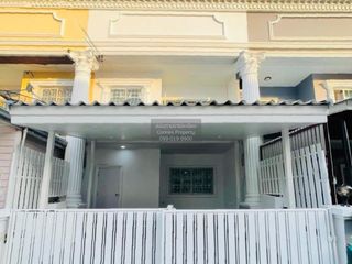 Reihenhaus zum Kauf mit 3 Zimmer in Phra Pradaeng, Samut Prakan