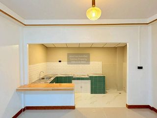 For sale 2 bedrooms townhouse in Phutthamonthon, Nakhon Pathom