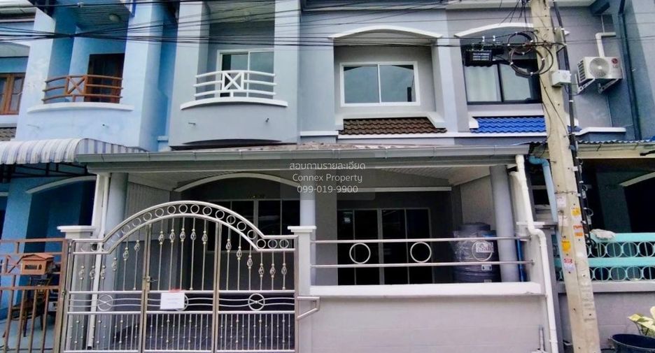 À vendre 3 chambres maison de ville à Bang Bua Thong, Nonthaburi