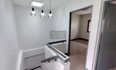 À vendre 3 chambres maison de ville à Bang Bua Thong, Nonthaburi