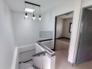 À vendre 3 chambres maison de ville à Bang Bua Thong, Nonthaburi