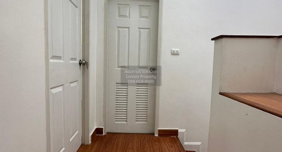 For sale 3 bedrooms townhouse in Pak Kret, Nonthaburi