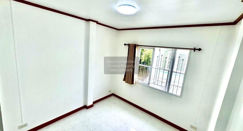 Reihenhaus zum Kauf mit 3 Zimmer in Phra Pradaeng, Samut Prakan