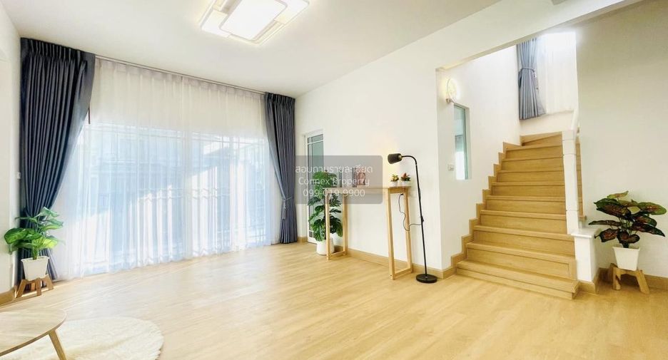 Haus zum Kauf mit 4 Zimmer in Nong Khaem, Bangkok