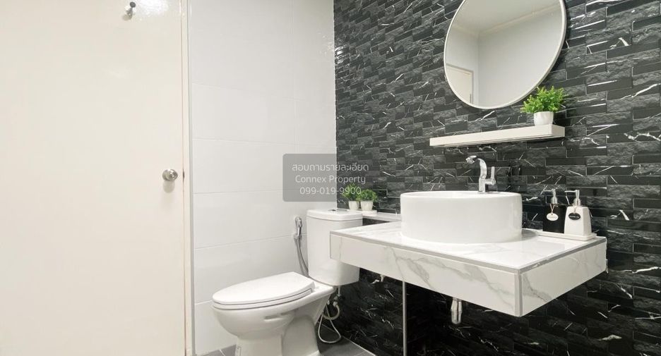 For sale 4 bedrooms townhouse in Bang Bua Thong, Nonthaburi