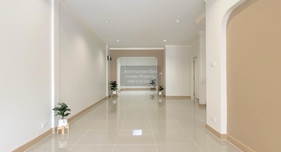 For sale 4 bedrooms townhouse in Bang Bua Thong, Nonthaburi
