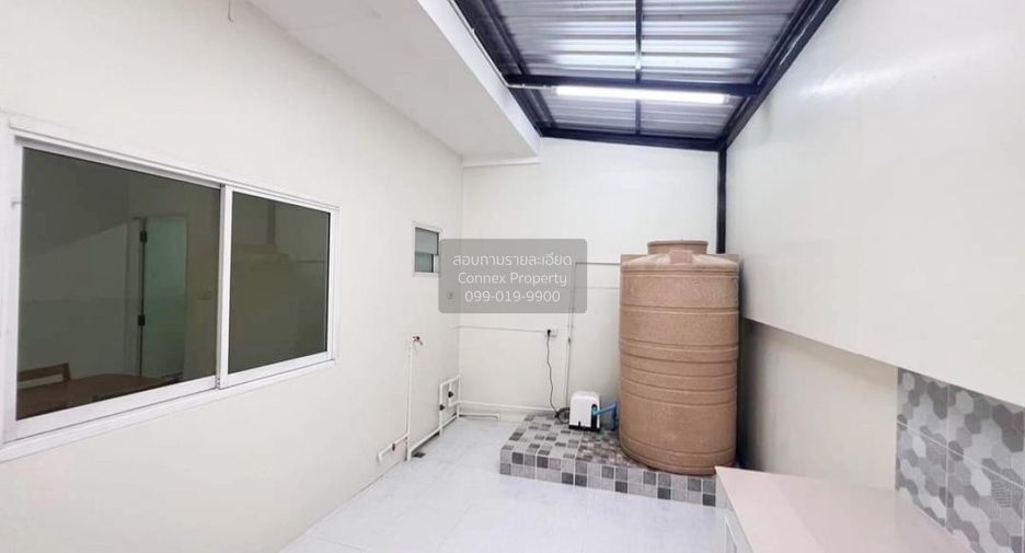 Reihenhaus zum Kauf mit 3 Zimmer in Phra Pradaeng, Samut Prakan
