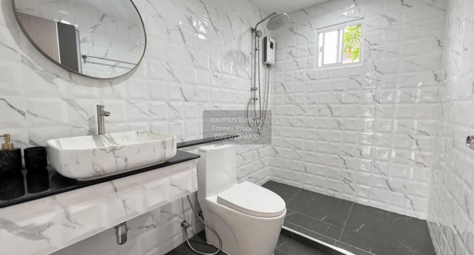 For sale 3 bedrooms house in Mueang Samut Sakhon, Samut Sakhon