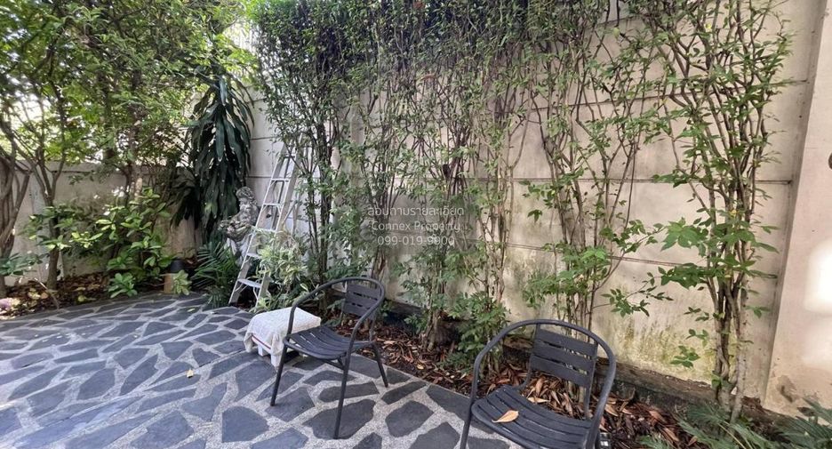 For sale 3 bedrooms house in Phasi Charoen, Bangkok