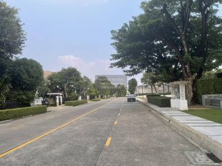 出售 3 卧室 独立屋 在 Phasi Charoen, 曼谷