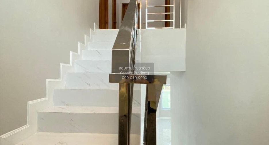 For sale 3 bedrooms house in Mueang Udon Thani, Udon Thani