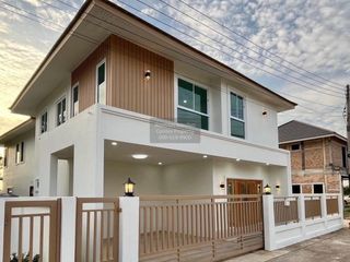For sale 3 bedrooms house in Mueang Udon Thani, Udon Thani