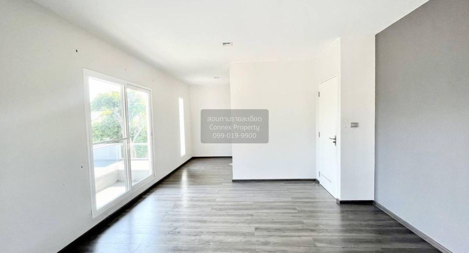 For sale 3 ベッドルーム house in Lat Krabang, Bangkok