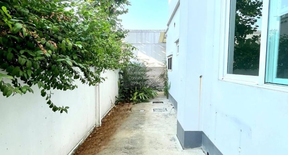 For sale 3 ベッドルーム house in Lat Krabang, Bangkok