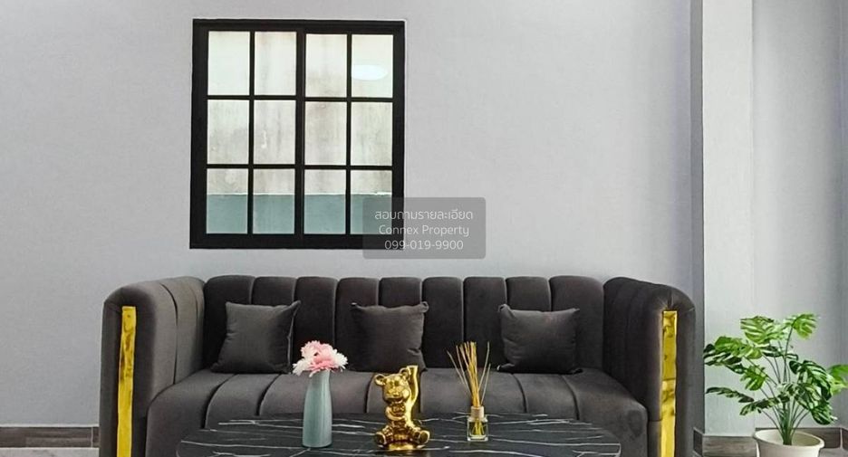 Reihenhaus zum Kauf mit 4 Zimmer in Nong Chok, Bangkok