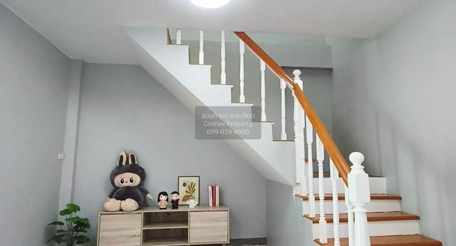 Reihenhaus zum Kauf mit 4 Zimmer in Nong Chok, Bangkok