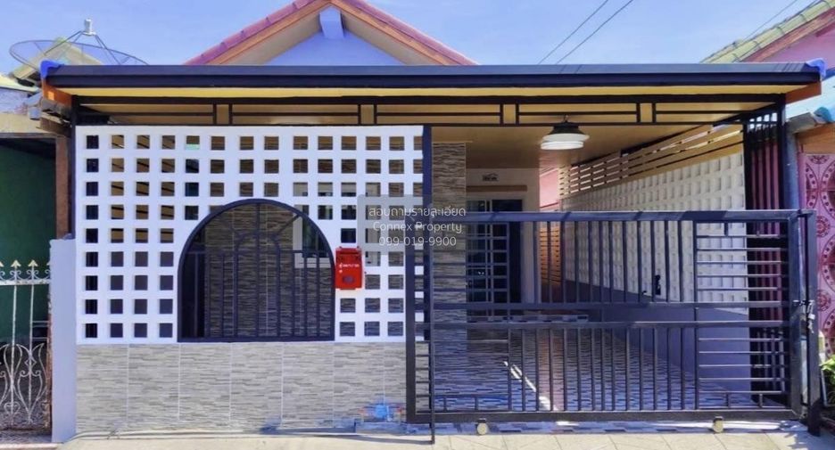 For sale 2 bedrooms townhouse in Nong Chok, Bangkok