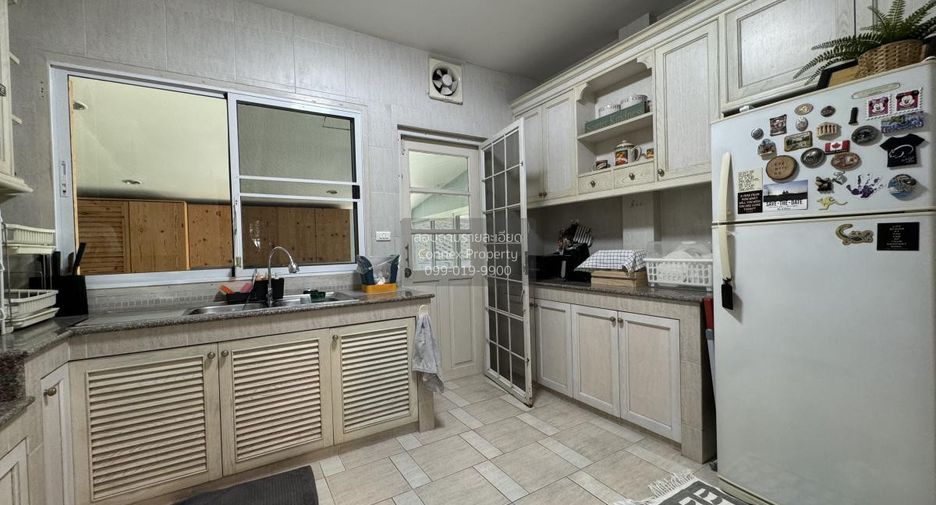 For sale 5 bedrooms house in Bang Kruai, Nonthaburi