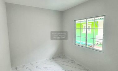 出售 3 卧室 联排别墅 在 Khlong Luang, Pathum Thani