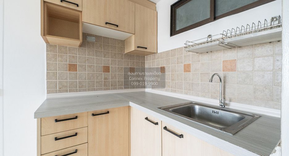 For sale 1 bed condo in Phaya Thai, Bangkok