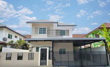 For sale 5 bedrooms house in Khlong Sam Wa, Bangkok