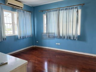 出售 3 卧室 独立屋 在 Phasi Charoen, 曼谷
