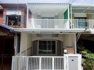 For sale 2 bedrooms townhouse in Sai Noi, Nonthaburi