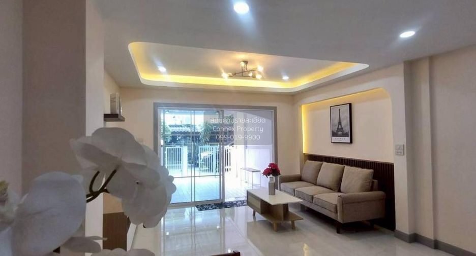 For sale 2 bedrooms townhouse in Sai Noi, Nonthaburi