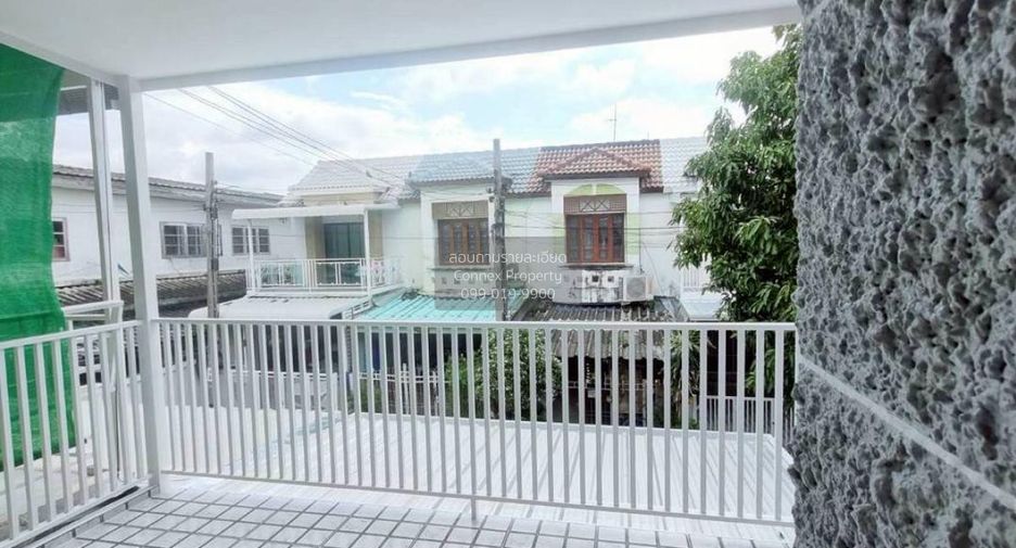 For sale 2 bedrooms townhouse in Sai Noi, Nonthaburi