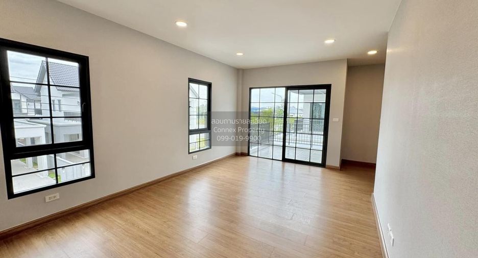 Casa en venta de 4 habitaciones en Bang Phli, Samut Prakan
