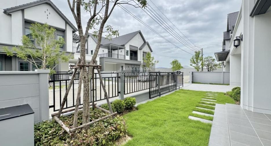 Casa en venta de 4 habitaciones en Bang Phli, Samut Prakan