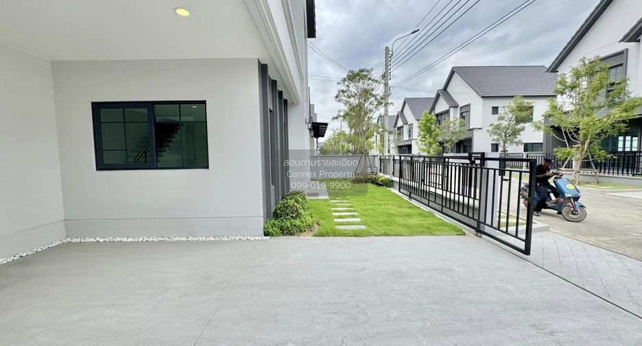 Casa en venta de 4 habitaciones en Bang Phli, Samut Prakan
