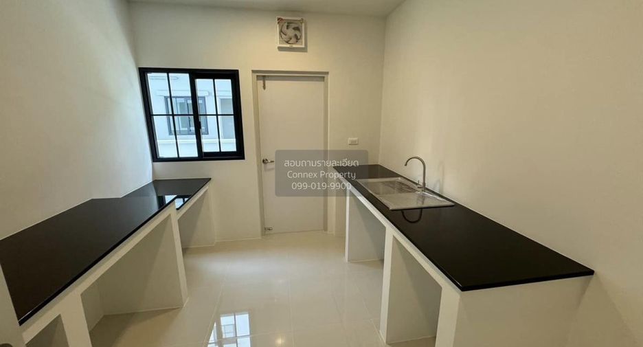 Casa en venta de 4 habitaciones en Bang Phli, Samut Prakan