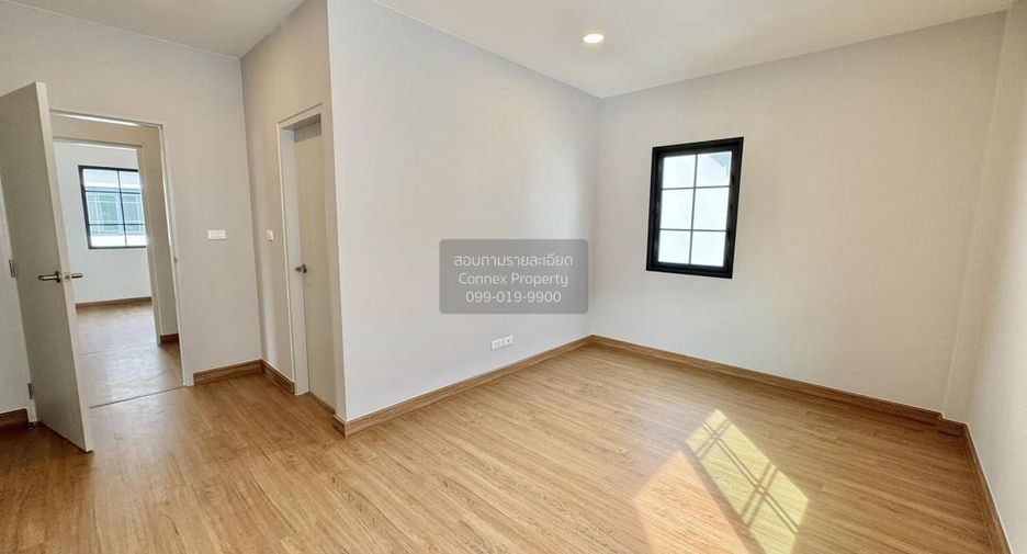 Casa en venta de 4 habitaciones en Bang Phli, Samut Prakan