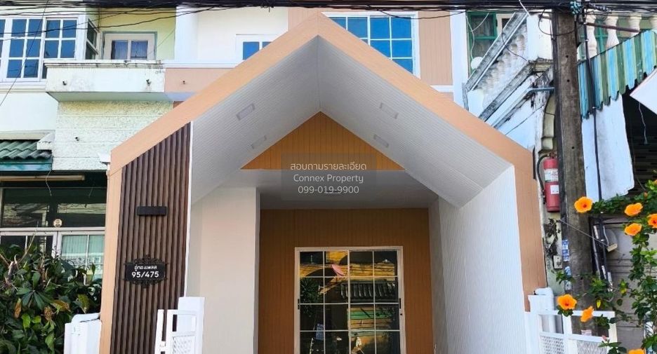 Casa adosada en venta de 3 habitaciones en Lam Luk Ka, Pathum Thani