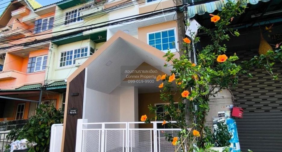 Casa adosada en venta de 3 habitaciones en Lam Luk Ka, Pathum Thani