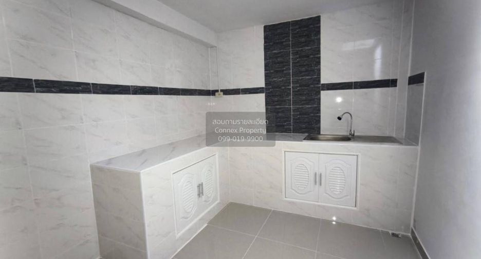 For sale 2 bedrooms townhouse in Lam Luk Ka, Pathum Thani