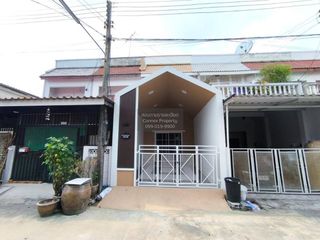 For sale 2 bedrooms townhouse in Lam Luk Ka, Pathum Thani
