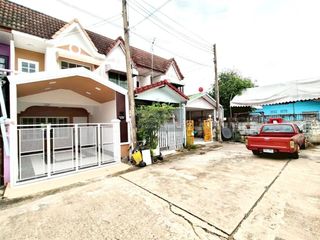 For sale 2 bedrooms townhouse in Lam Luk Ka, Pathum Thani