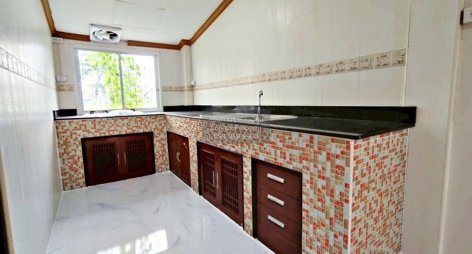 For sale 2 bedrooms townhouse in Lam Luk Ka, Pathum Thani