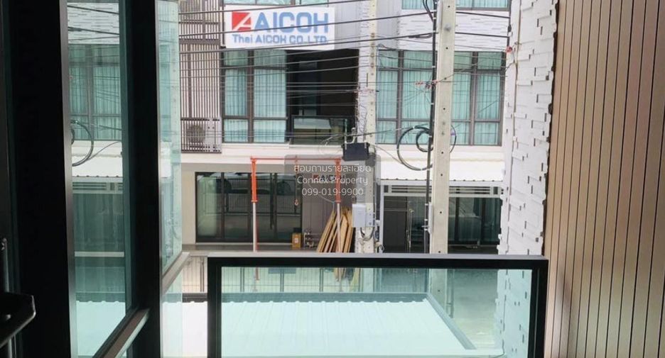 Reihenhaus zum Kauf mit 3 Zimmer in Bang Phli, Samut Prakan