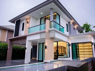 For sale 4 bedrooms house in Hua Hin, Prachuap Khiri Khan