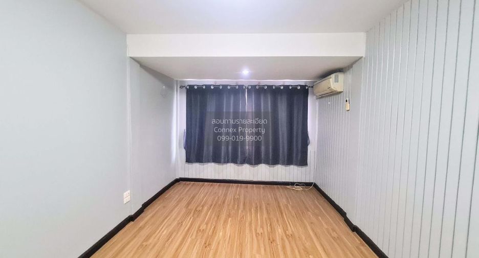 Продажа 3 спальни дом в Пращет, Бангкок
