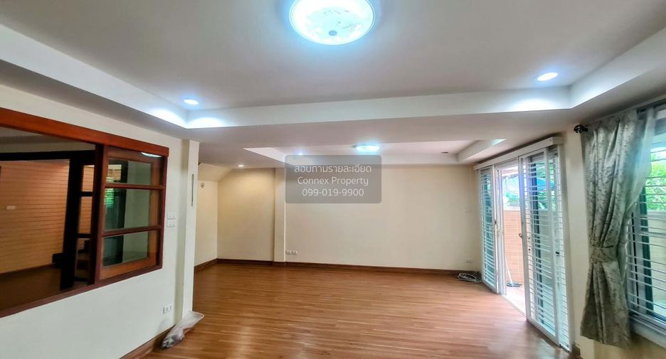 Продажа 3 спальни дом в Пращет, Бангкок