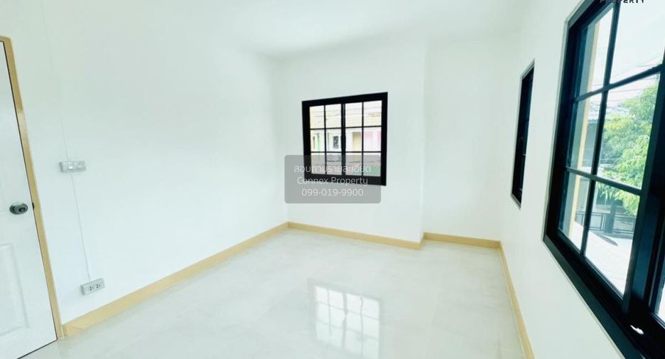 Casa adosada en venta de 4 habitaciones en Bang Yai, Nonthaburi