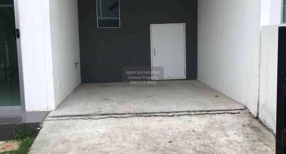 Reihenhaus zum Kauf mit 3 Zimmer in Phra Pradaeng, Samut Prakan
