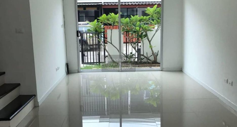 Reihenhaus zum Kauf mit 3 Zimmer in Phra Pradaeng, Samut Prakan