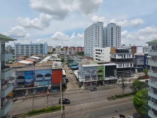 For sale 1 bed condo in Bang Kapi, Bangkok